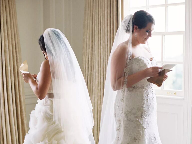 brides reading wedding day letters