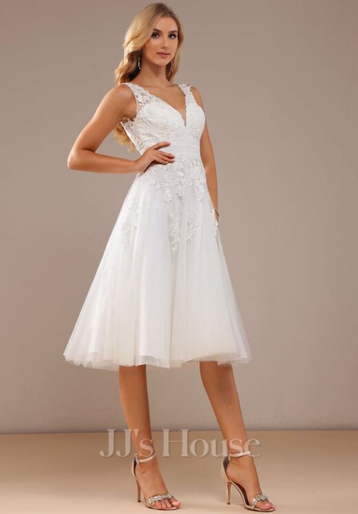 the knot short wedding dresses 50 Best Short Wedding Dresses: Simple, Unique, Sleeves & More