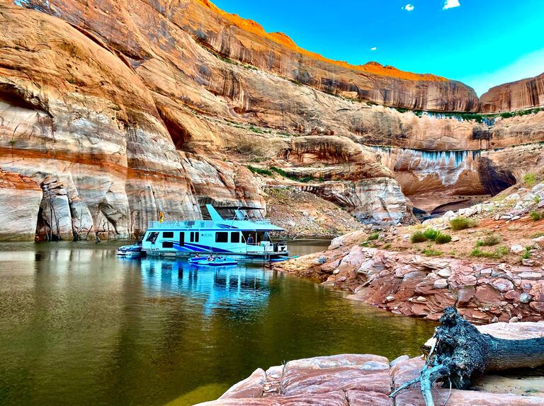 Our epic camp site in Iceberg Canyon at Lake Powell. One of the most grounding, peaceful and sublime places we have been. Thank you to the friends who joined us to make this trip so epic! 