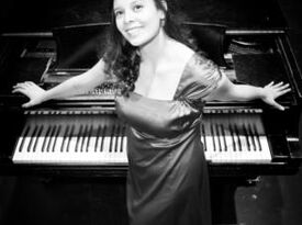 Kristen Donovan - Classical Singer - Arlington, VA - Hero Gallery 3