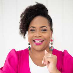 Deya R. Smith - Emcee | Moderator | Speaker, profile image