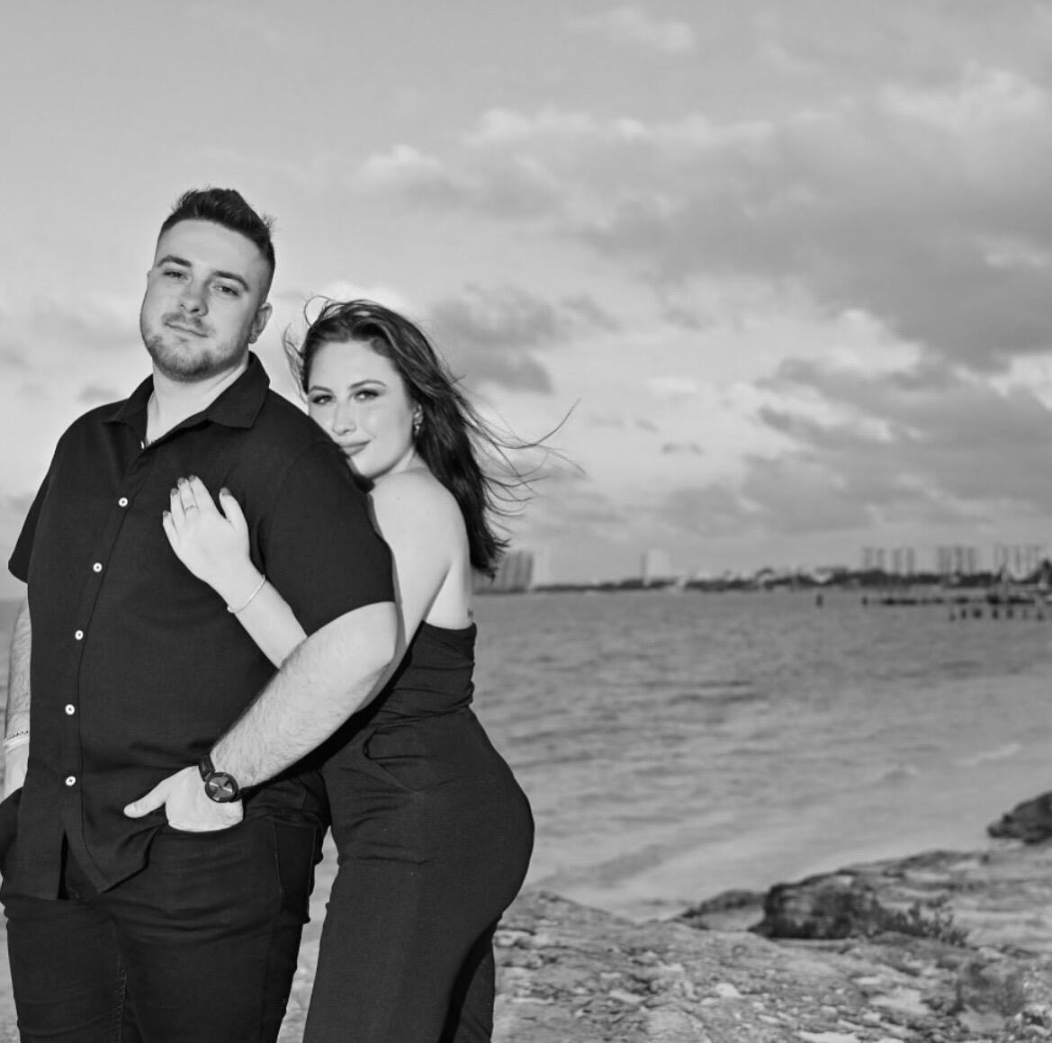 Endless Mexico trips together! These two love to travel and especially to all inclusive resorts! 