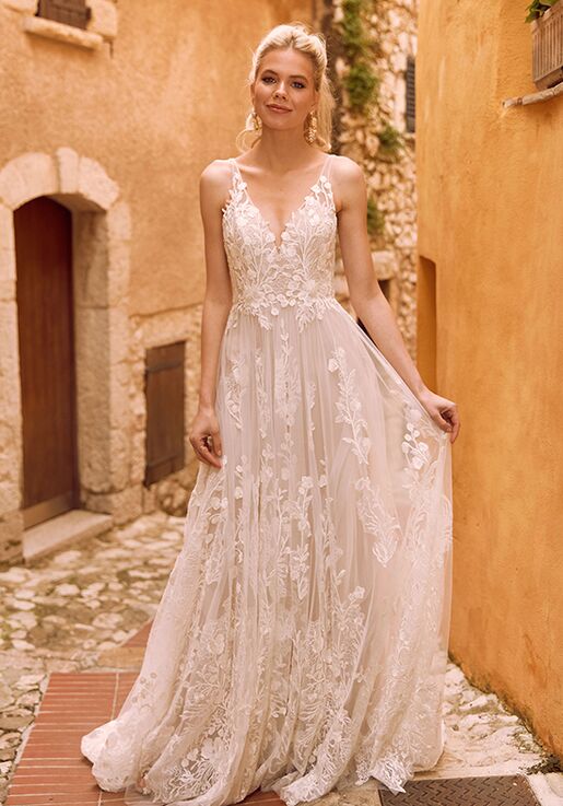 long tail gown