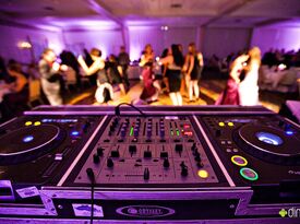 Syber Entertainment & Lighting - DJ - Jacksonville, FL - Hero Gallery 1