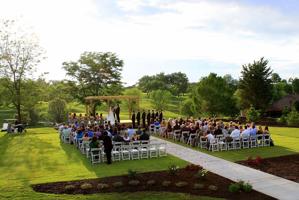 The Highlands Golf & Tennis Center in Forest Park ...