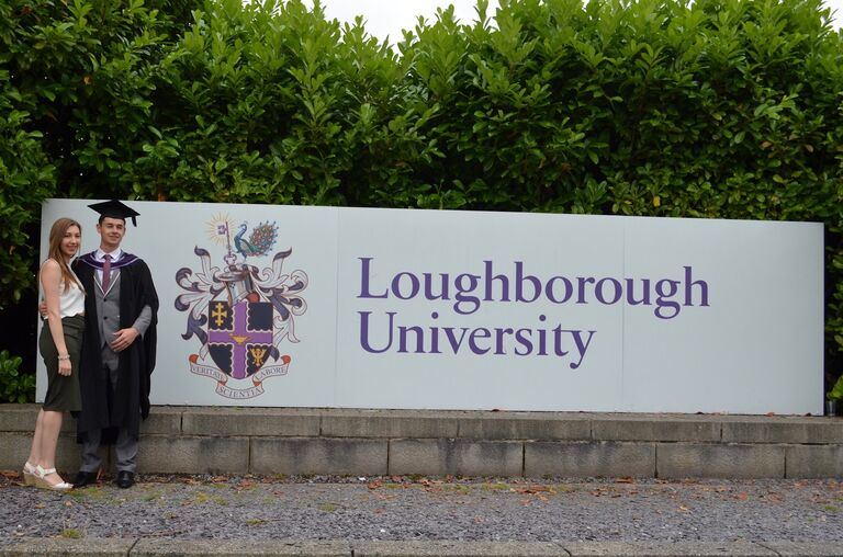 Scott graduated Loughborough a year after Jess with his Masters Degree, meanwhile Jess began her career in London. In summer, finally the year of a long distance relationship was over! 