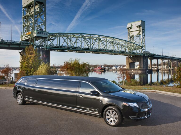 Azalea Limousine Service in Wilmington, North Carolina