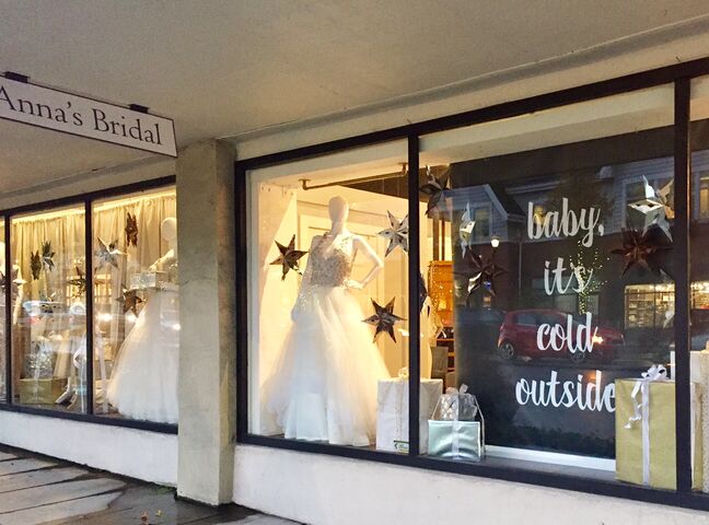anna's wedding boutique