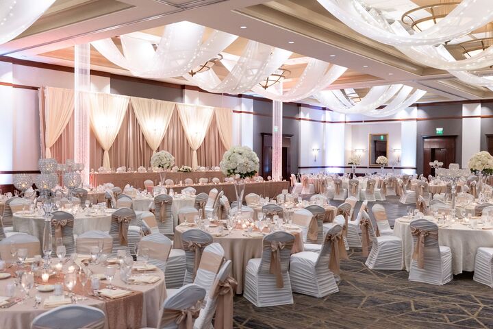 Auburn Hills Marriott Pontiac at Centerpoint | Reception Venues ...