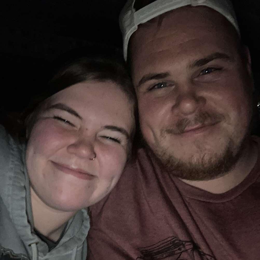 Nathaniel made a quick trip back home to Minnesota and got to stop and see Elizabeth! They got to take their first picture together!