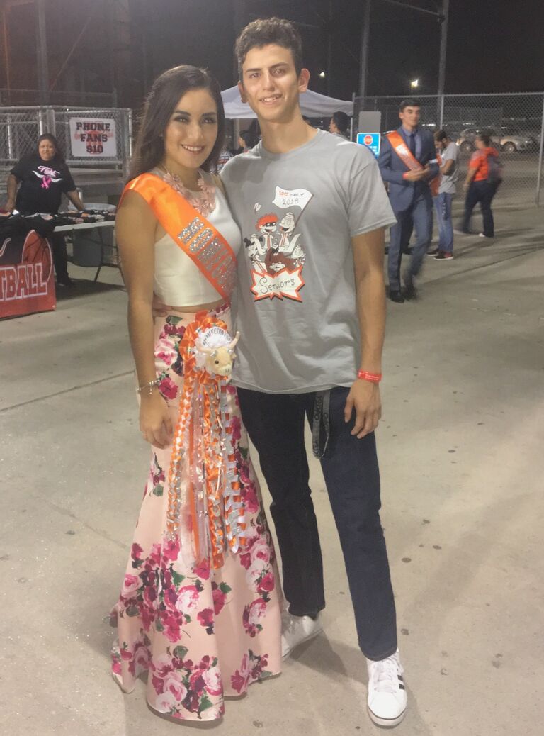 Senior yr homecoming game