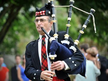 Highland Bagpipes - Bagpiper - Florence, OR - Hero Main