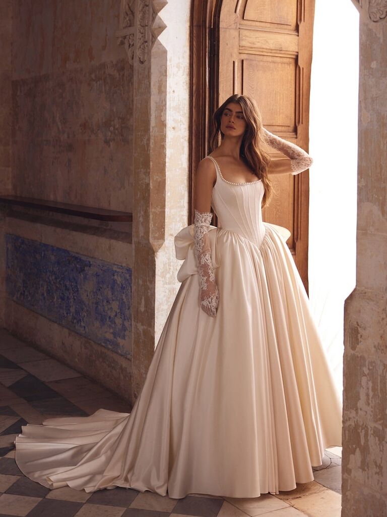 Now Trending: Basque Waist Wedding Dresses