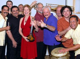 Susie Hansen Latin Band - Latin Band - Los Angeles, CA - Hero Gallery 2