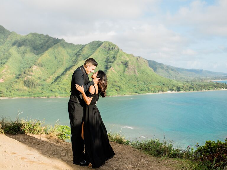 Couple getting engaged in Hawaii