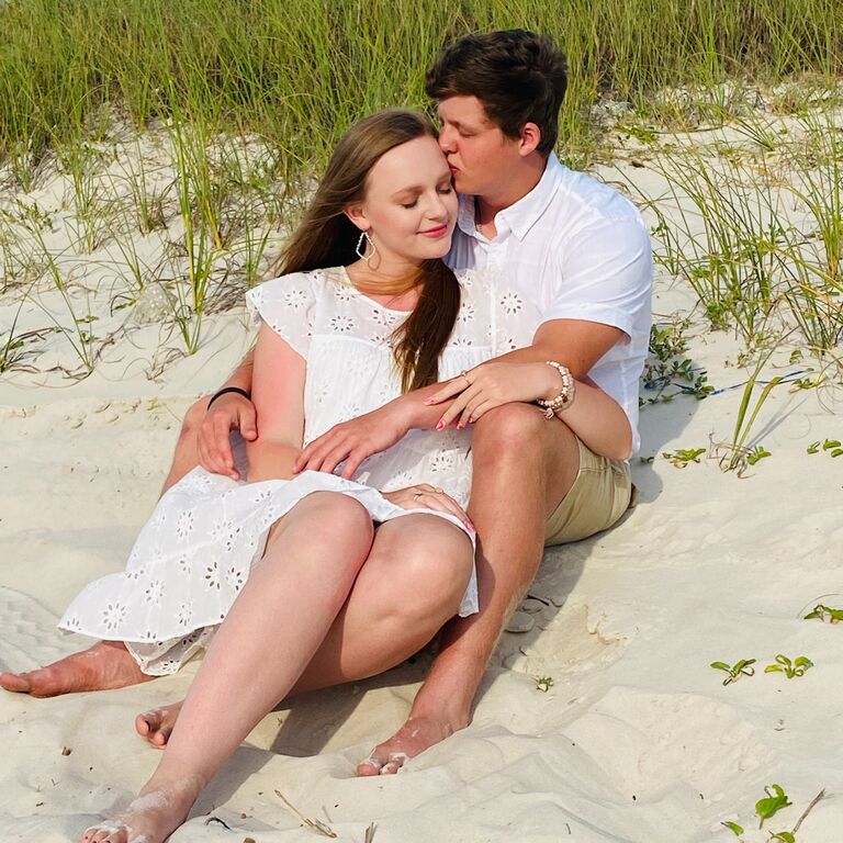 Did you really go to the beach if you didn't take the classic pictures in the sand? Now that graduation is over, Allie and Coleman take their first trip to the beach together. Senior trip = week at the beach right? 