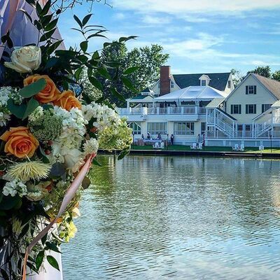 The Oaks Waterfront Inn and Events