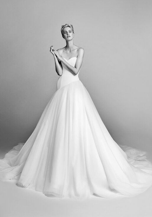 Viktor Rolf Mariage Diagonal Cut Tulle Gown Wedding Dress The Knot