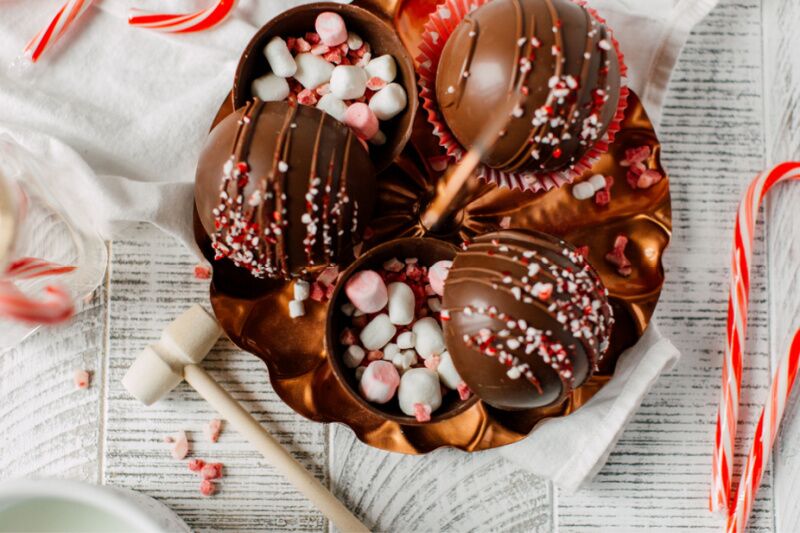 Christmas party ideas for kids - hot cocoa bombs