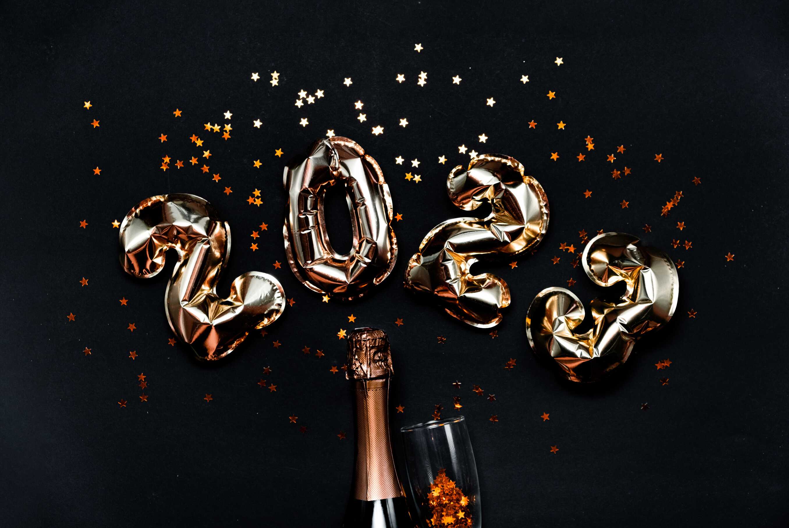 39 Exciting New Year'S Eve Party Ideas To Ring In 2023 - The Bash