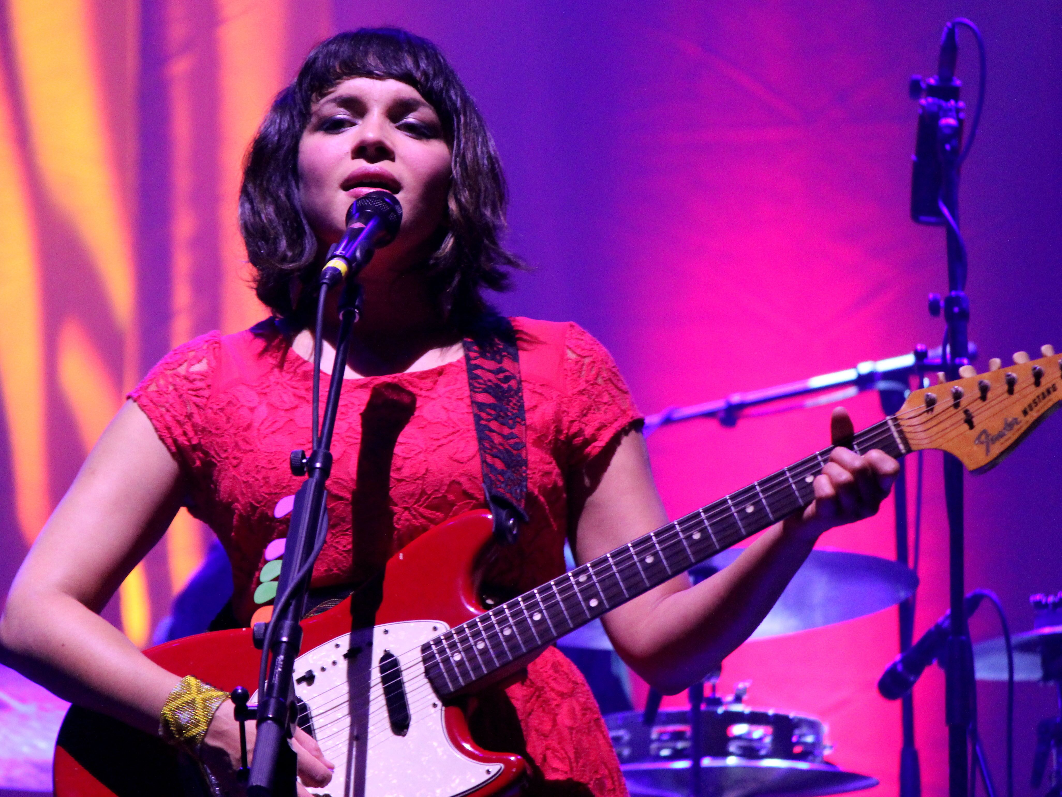 The Best Norah Jones Love Songs for Your Wedding