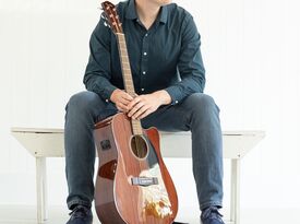 Max Cox - Singer Guitarist - Salt Lake City, UT - Hero Gallery 2