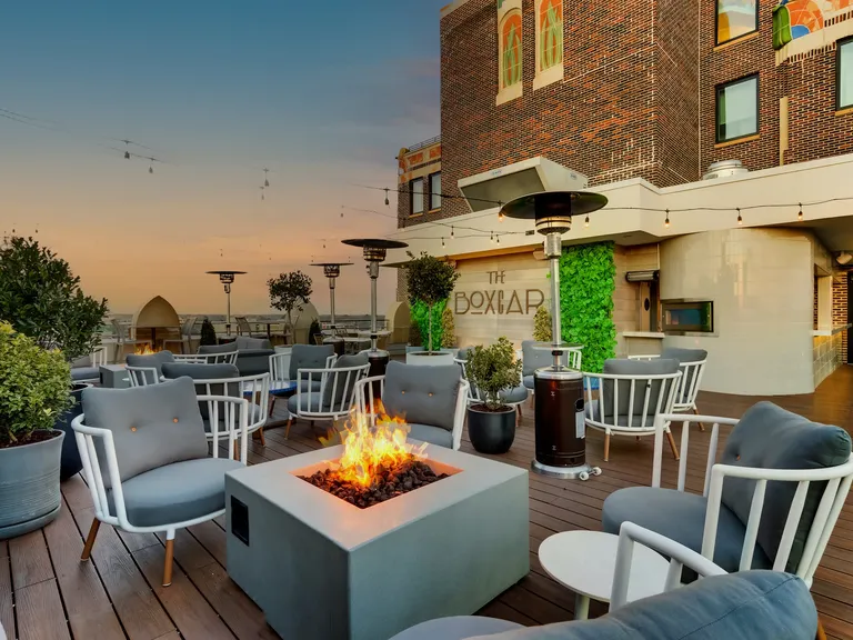 The Threefoot Hotel small wedding venue in Meridian, Mississippi