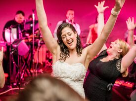 In Full: Charlottesville Wedding All-Stars - Cover Band - Charlottesville, VA - Hero Gallery 1