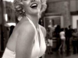 Julie Holiday - Marilyn Monroe Impersonator - Northfield, OH - Hero Gallery 3
