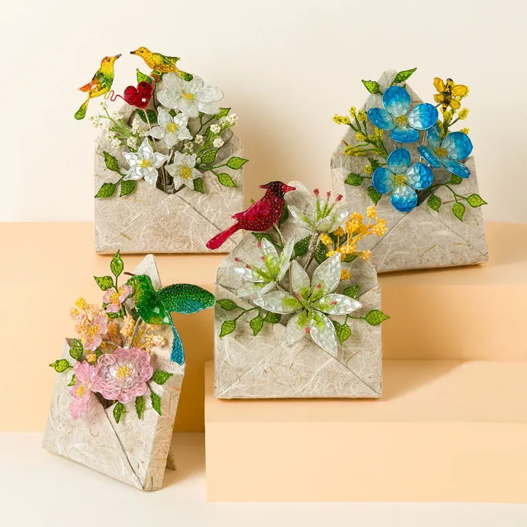 Meaningful glass structure