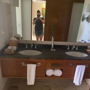 Gallery Photo 34