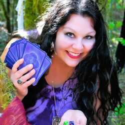 Party Psychic Readings with Raea, profile image