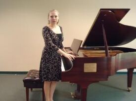 Yana Weaver - Classical Pianist - Jacksonville, FL - Hero Gallery 2