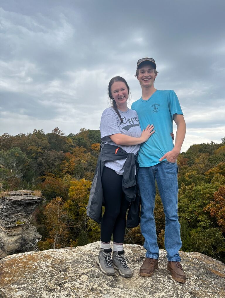 Hiking at Windows Cliff