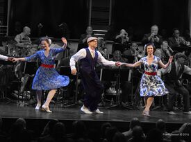 Jumpin Entertainment - Swing & Lindy Hop - Dance Group - New York City, NY - Hero Gallery 1