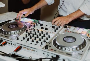 Djs In Bay Area, Ca - The Knot