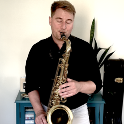 Taylor Field - Singing Saxophonist, profile image