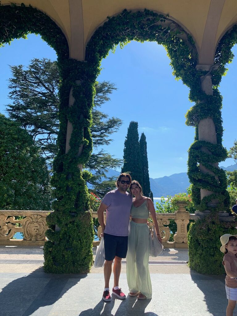 Alexis and Patrick go on their first real vacation together to Lake Como