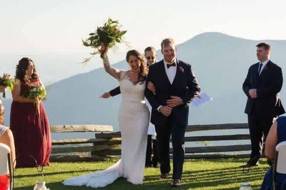 anna's wedding boutique