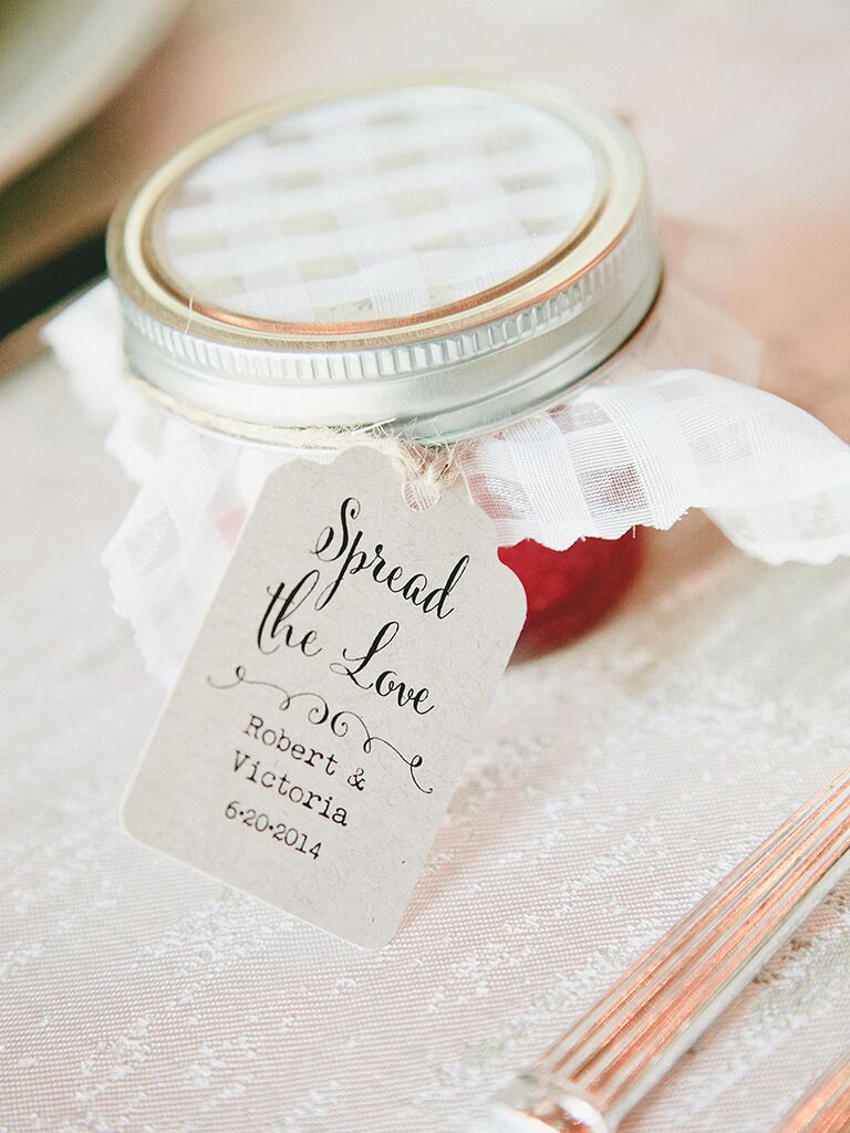 17 Ways to Word Your Wedding  Favor Tags