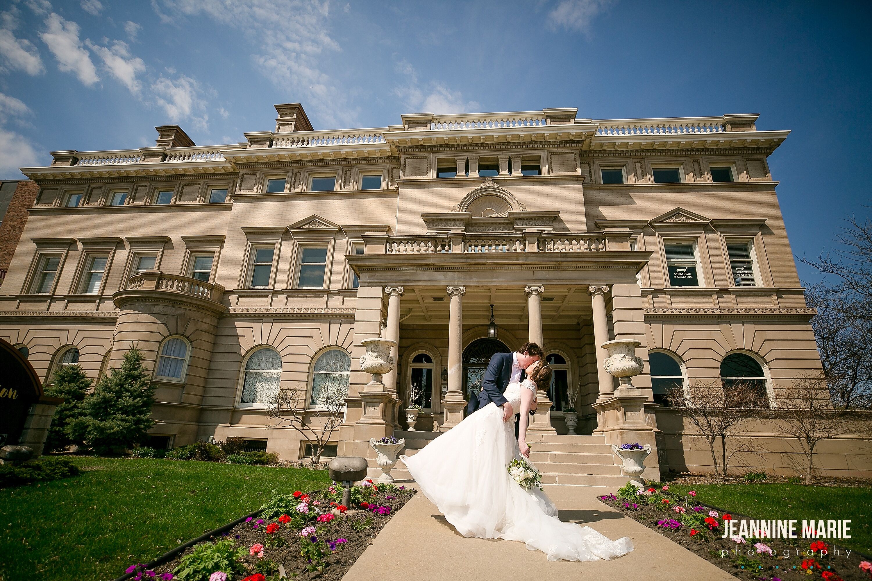 Semple Mansion  Reception  Venues  Minneapolis  MN 