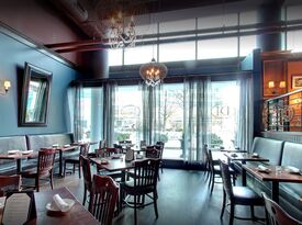 Dublin 4 Irish Pub and Cafe - Dining Room - Restaurant - Chicago, IL - Hero Gallery 1