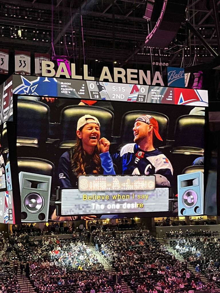 The Canucks beating the Avs!