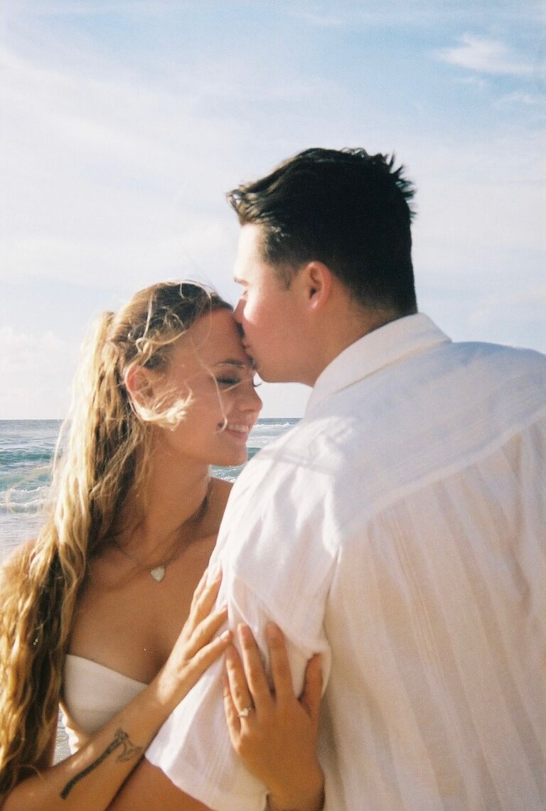 Zak and Mariah take engagement photos and start some serious wedding planning!!