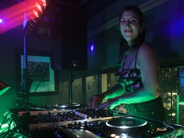 Jessica Jones - DJ - San Diego, CA - Hero Main