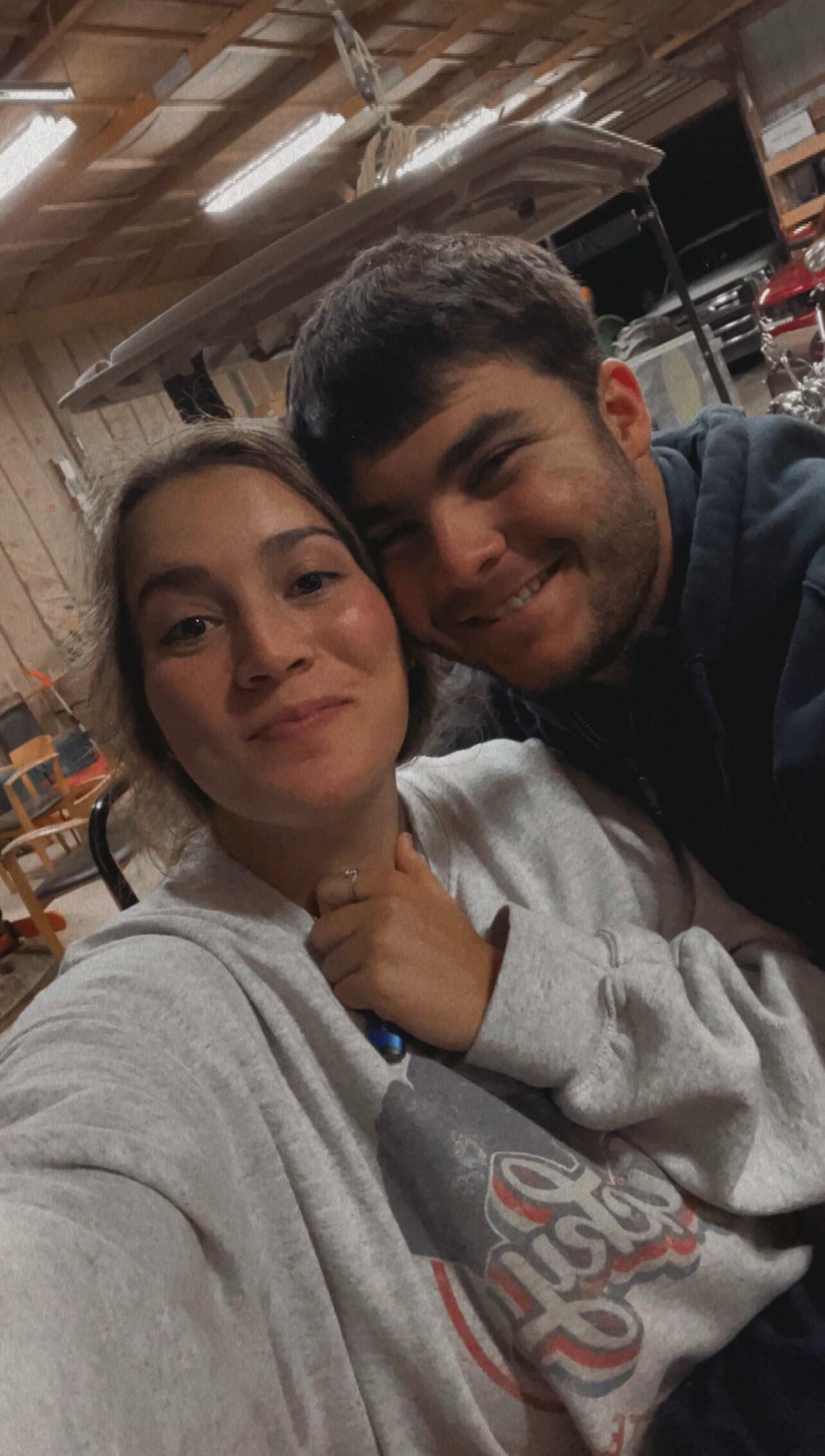 <3