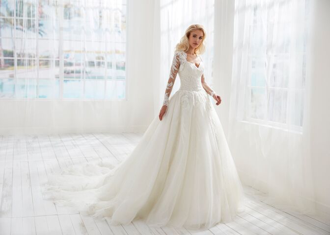 bella bridal shop