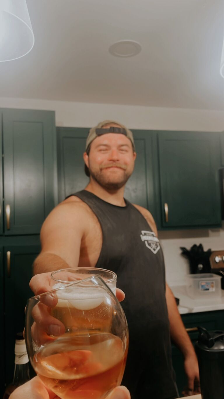 Steve and Chelsey move in together. They create a home that displays their love for music, cooking, and hosting gatherings for their friends. They spend the fall getting more and more excited for what the future holds.