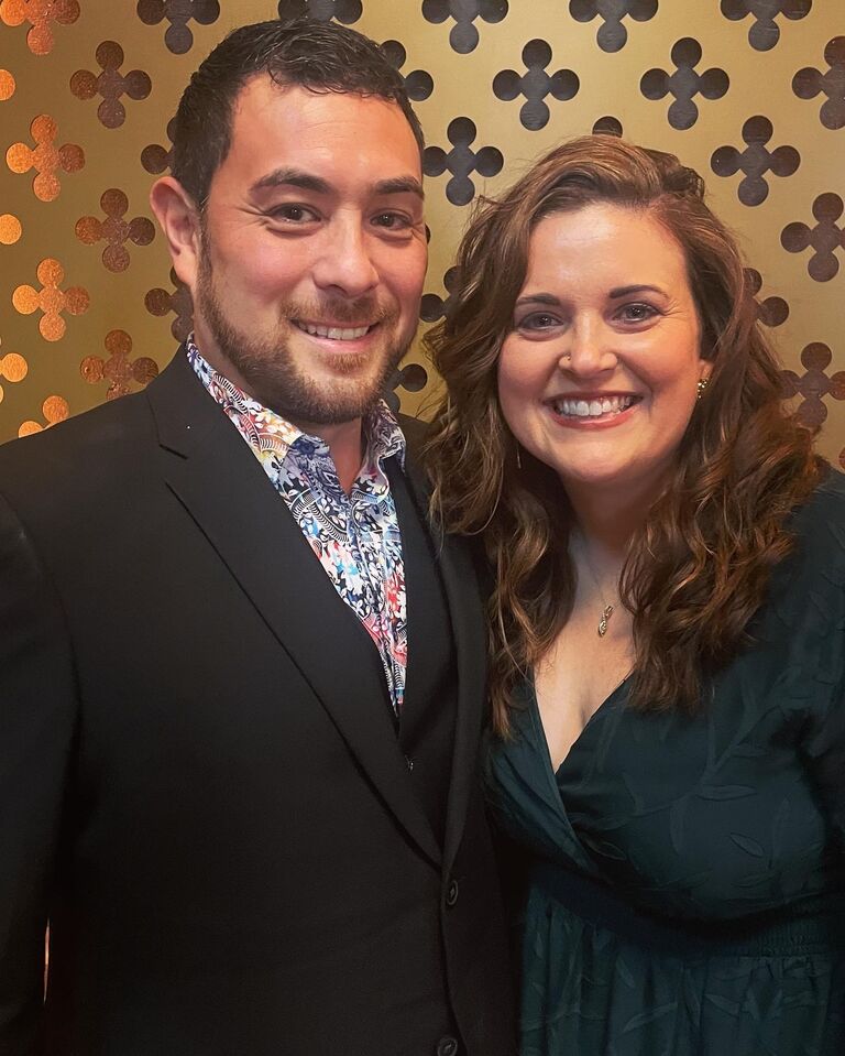 Sean came with me to Tennessee for my cousin's wedding and got to meet my dad's side of the family. 