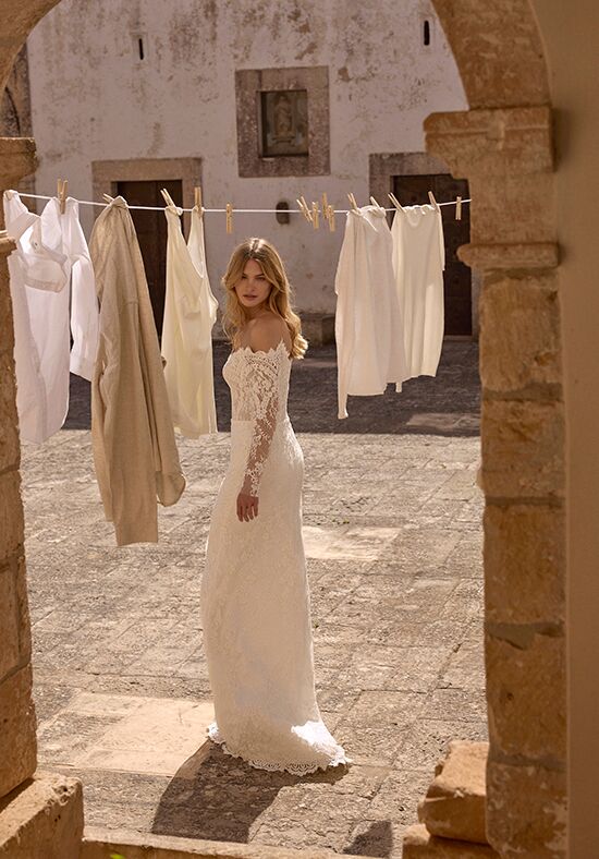 fitted wedding dress with detachable skirt Wedding dress with detachable overskirt